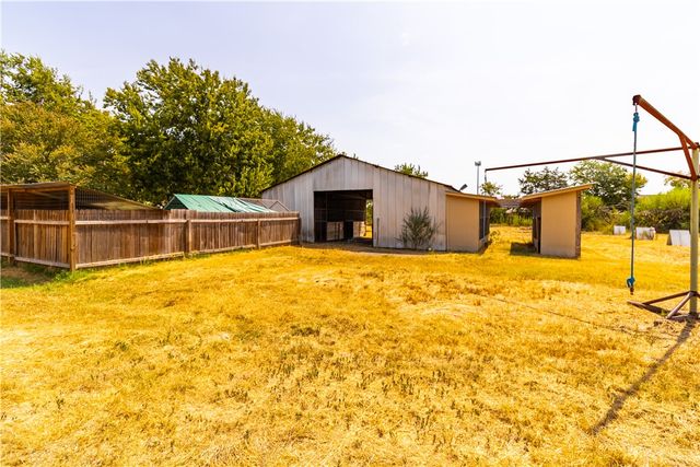 1214 Bittle Lane, Bryan, TX 77801