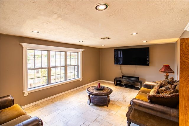 1214 Bittle Lane, Bryan, TX 77801