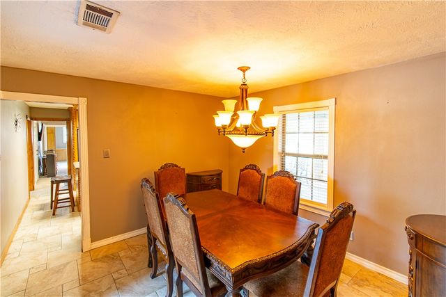 1214 Bittle Lane, Bryan, TX 77801