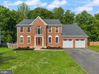 8 WILLOW GLEN CT, Stafford, VA 22554
