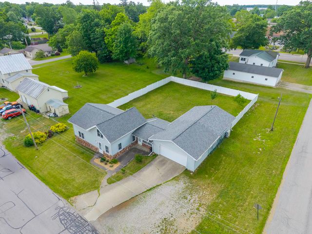 207 W Michael, Fremont, IN 46737