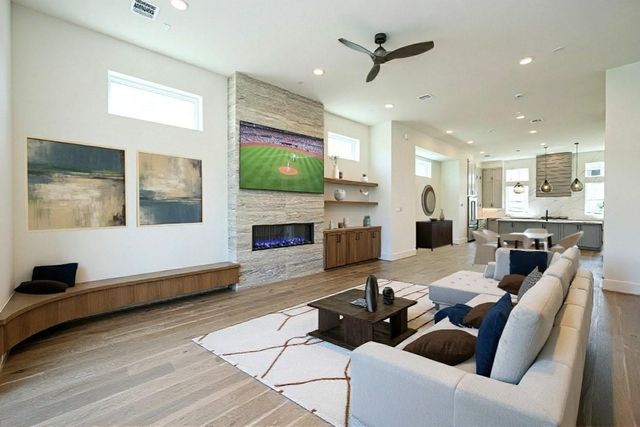 4705 Gibson Street, Houston, TX 77007