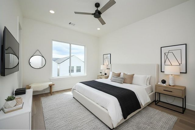 4705 Gibson Street, Houston, TX 77007