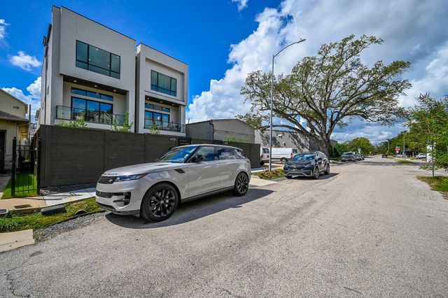 4705 Gibson Street, Houston, TX 77007