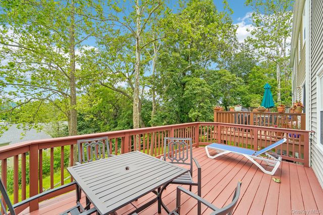 422 Carrollwood Drive, Tarrytown, NY 10591