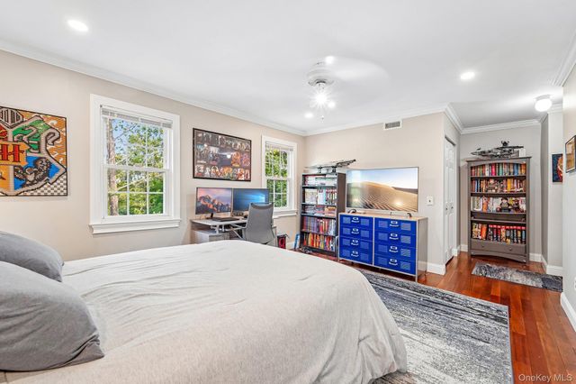 422 Carrollwood Drive, Tarrytown, NY 10591