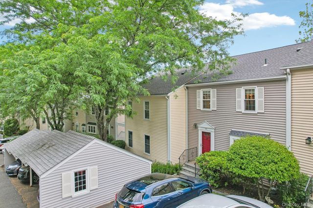 422 Carrollwood Drive, Tarrytown, NY 10591