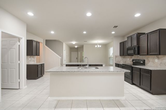 5615 IVANS FARM, San Antonio, TX 78244