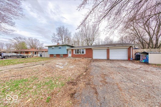 1037 W Main Street, Greenwood, IN 46142