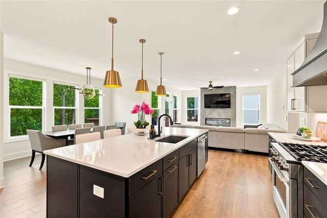 134 Spaulding Lane, Woodstock, GA 30188