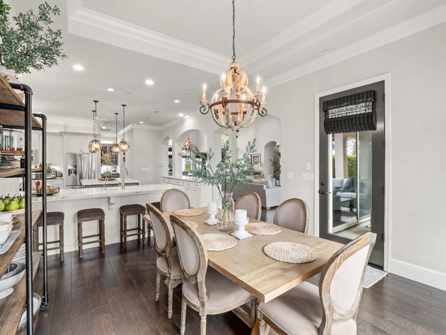 2567 E Sarazen Avenue, Fresno, CA 93730