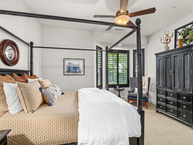 2567 E Sarazen Avenue, Fresno, CA 93730