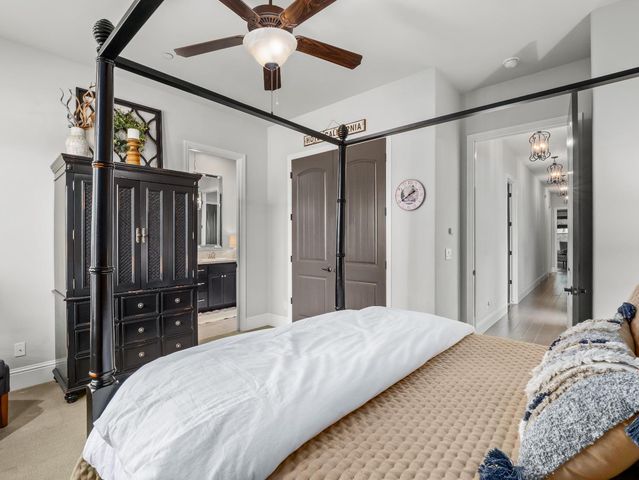 2567 E Sarazen Avenue, Fresno, CA 93730