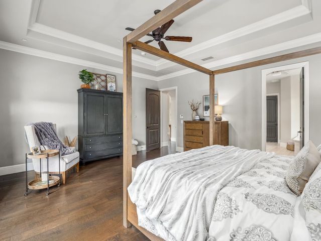 2567 E Sarazen Avenue, Fresno, CA 93730