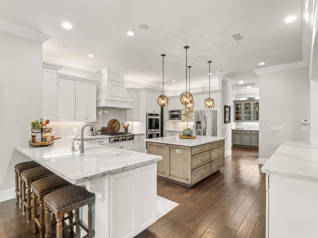 Image 13 of property listing at 2567 E Sarazen Avenue, Fresno, CA 93730