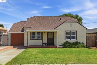 37340 Locust St, Newark, CA 94560