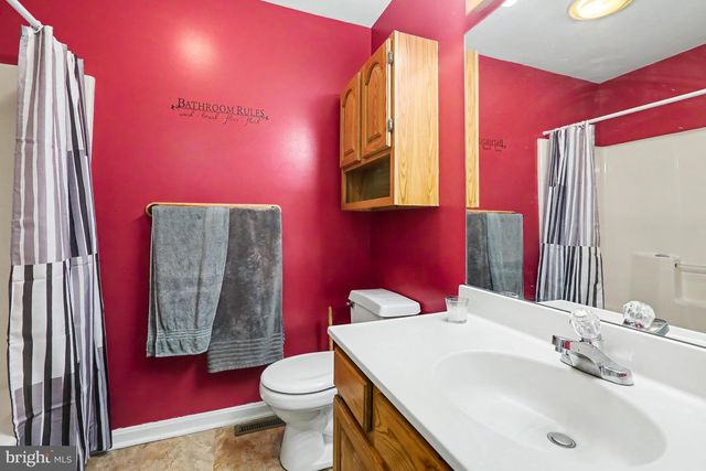 212 BRUNSWICK LN, Palmyra, PA 17078