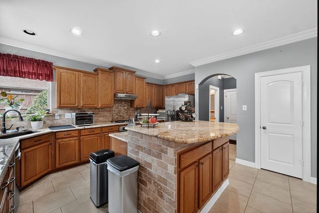 5804 Silver Leaf Drive, Mckinney, TX 75070