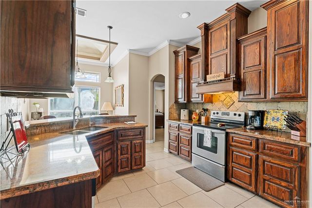 1712 Damasco Avenue, Edinburg, TX 78541