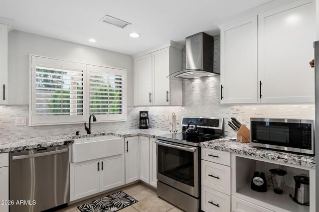 753 LEISURE WORLD --, Mesa, AZ 85206