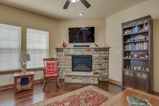 6631 Via Positano 202, Irving, TX 75039