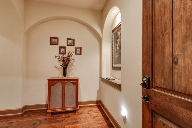 6631 Via Positano 202, Irving, TX 75039