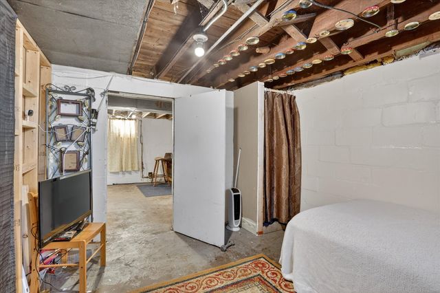 825 Harlem Road, Machesney Park, IL 61115