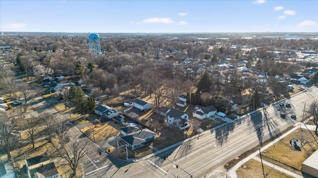 825 Harlem Road, Machesney Park, IL 61115