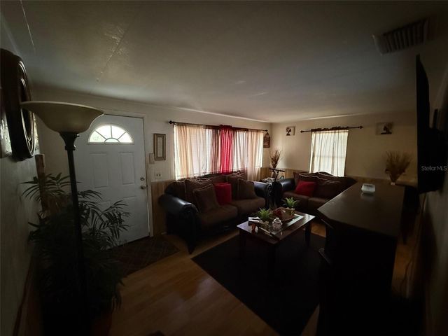 722 W MAUD STREET, Tavares, FL 32778