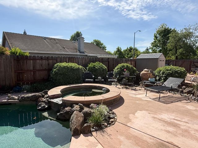 1116 Bridgetowne Dr, Lodi, CA 95242
