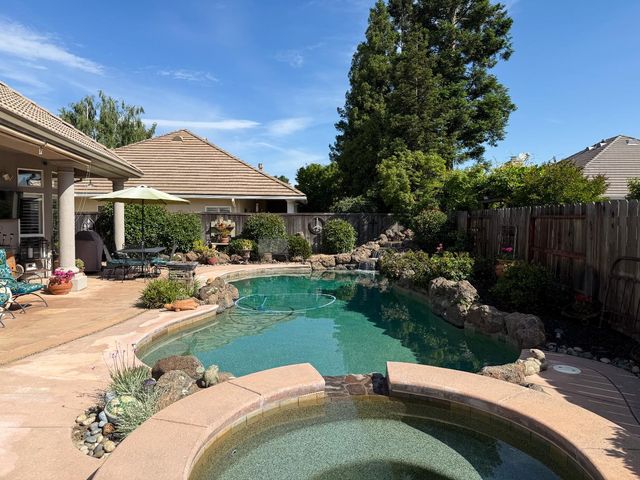 1116 Bridgetowne Dr, Lodi, CA 95242
