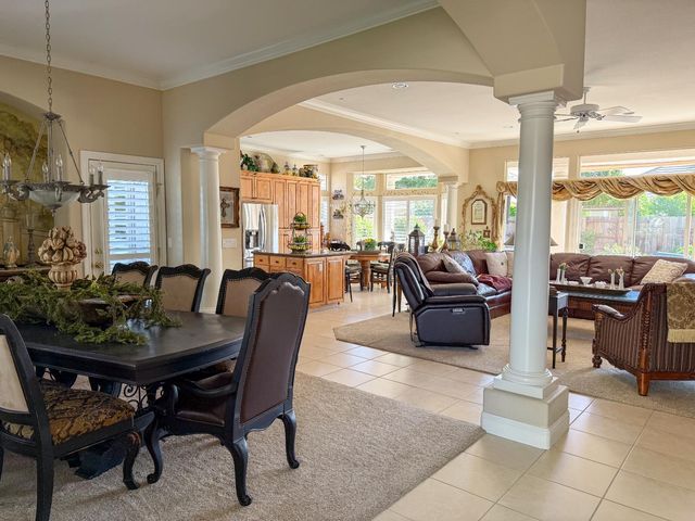 1116 Bridgetowne Dr, Lodi, CA 95242