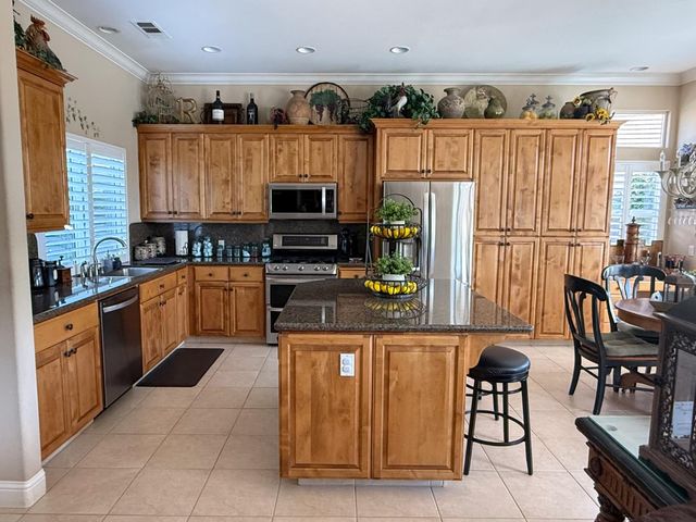 1116 Bridgetowne Dr, Lodi, CA 95242