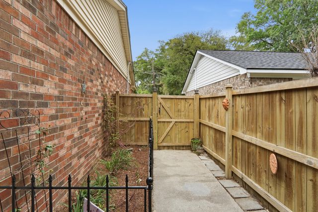 1778 Dogwood Road, Charleston, SC 29414