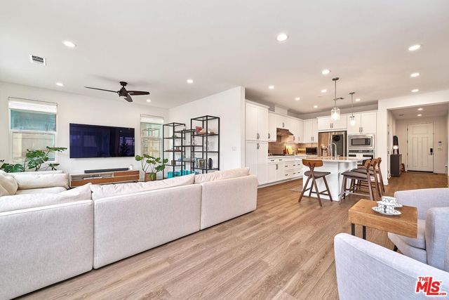 4101 Adishian Way, Corona, CA 92883