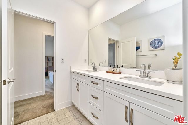4101 Adishian Way, Corona, CA 92883