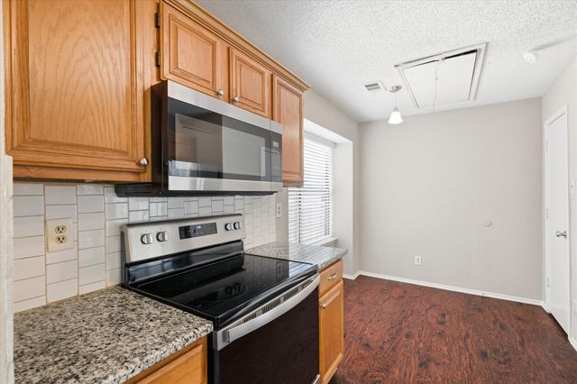 1806 Cactus Circle, Lewisville, TX 75077