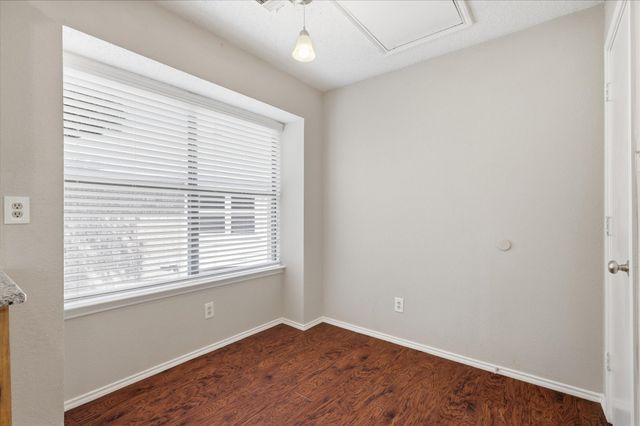 1806 Cactus Circle, Lewisville, TX 75077