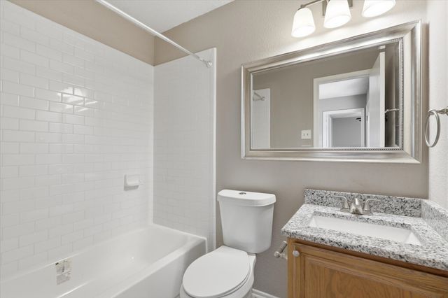 1806 Cactus Circle, Lewisville, TX 75077