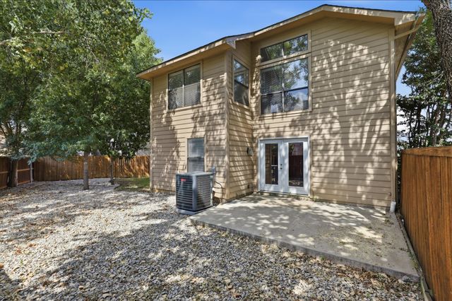 1806 Cactus Circle, Lewisville, TX 75077