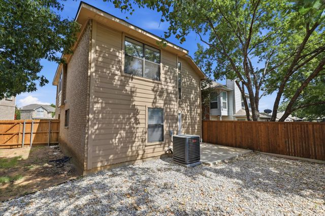 1806 Cactus Circle, Lewisville, TX 75077