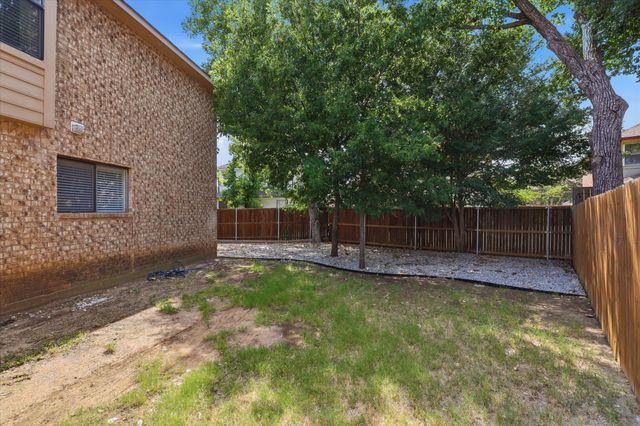 1806 Cactus Circle, Lewisville, TX 75077