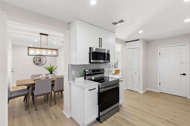 7301 S WEST SHORE BOULEVARD, Tampa, FL 33616