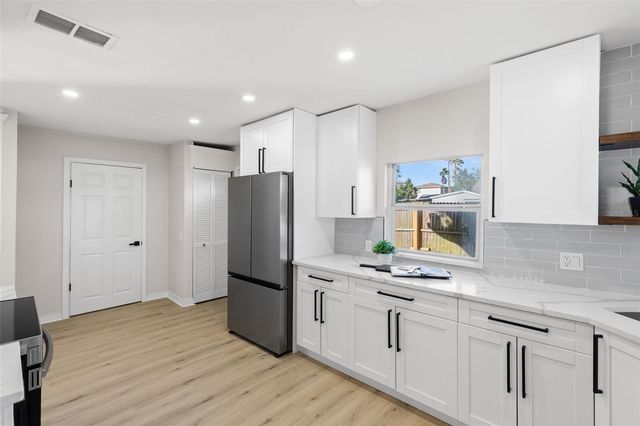 7301 S WEST SHORE BOULEVARD, Tampa, FL 33616