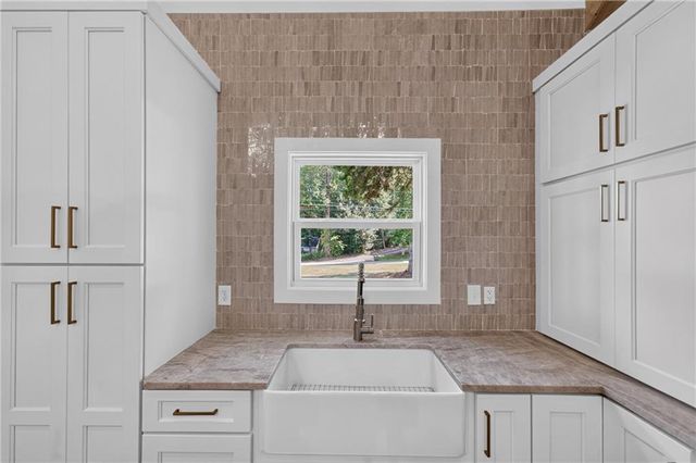 284 Braswell Mountain Road, Dallas, GA 30132