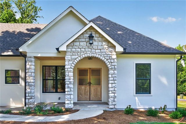 284 Braswell Mountain Road, Dallas, GA 30132