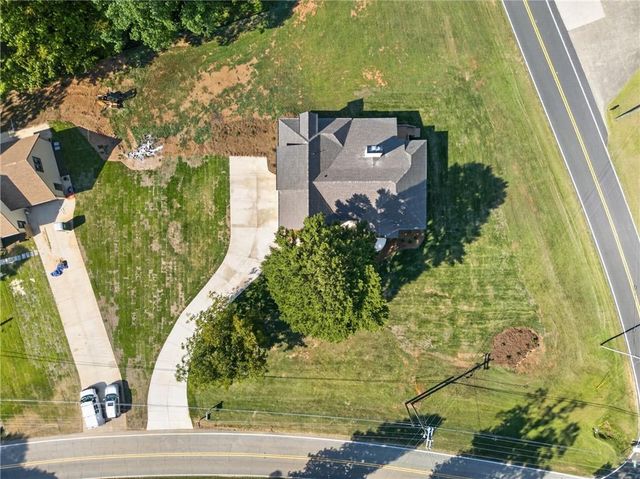284 Braswell Mountain Road, Dallas, GA 30132