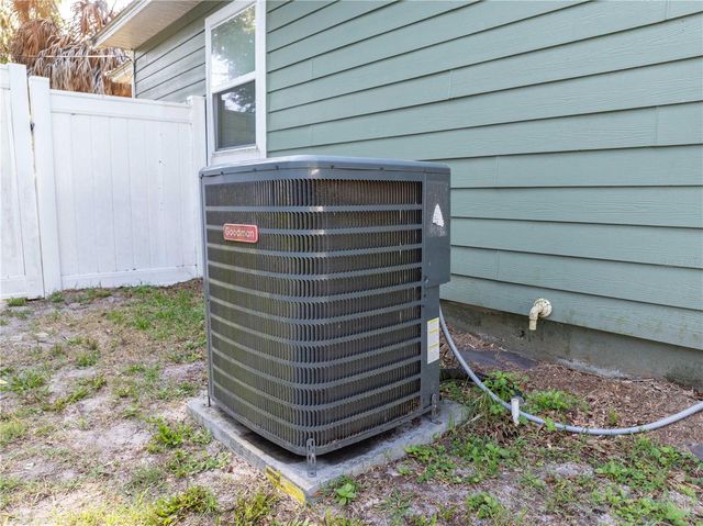 14208 NW 136TH TERRACE, Alachua, FL 32615