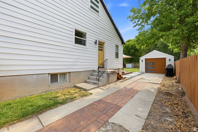 2441 S 800 E, Salt Lake City, UT 84106