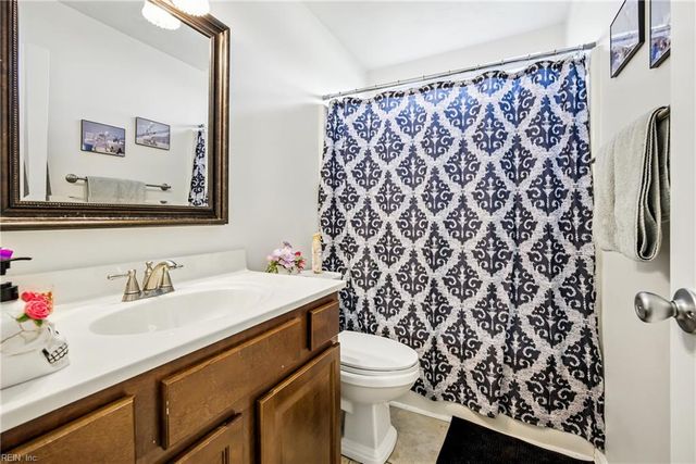 410 Collier CRES, Suffolk, VA 23434